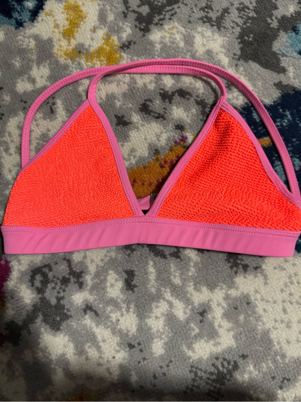 5 the label triangle top